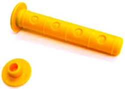 Device for measuring moisture level in slabs